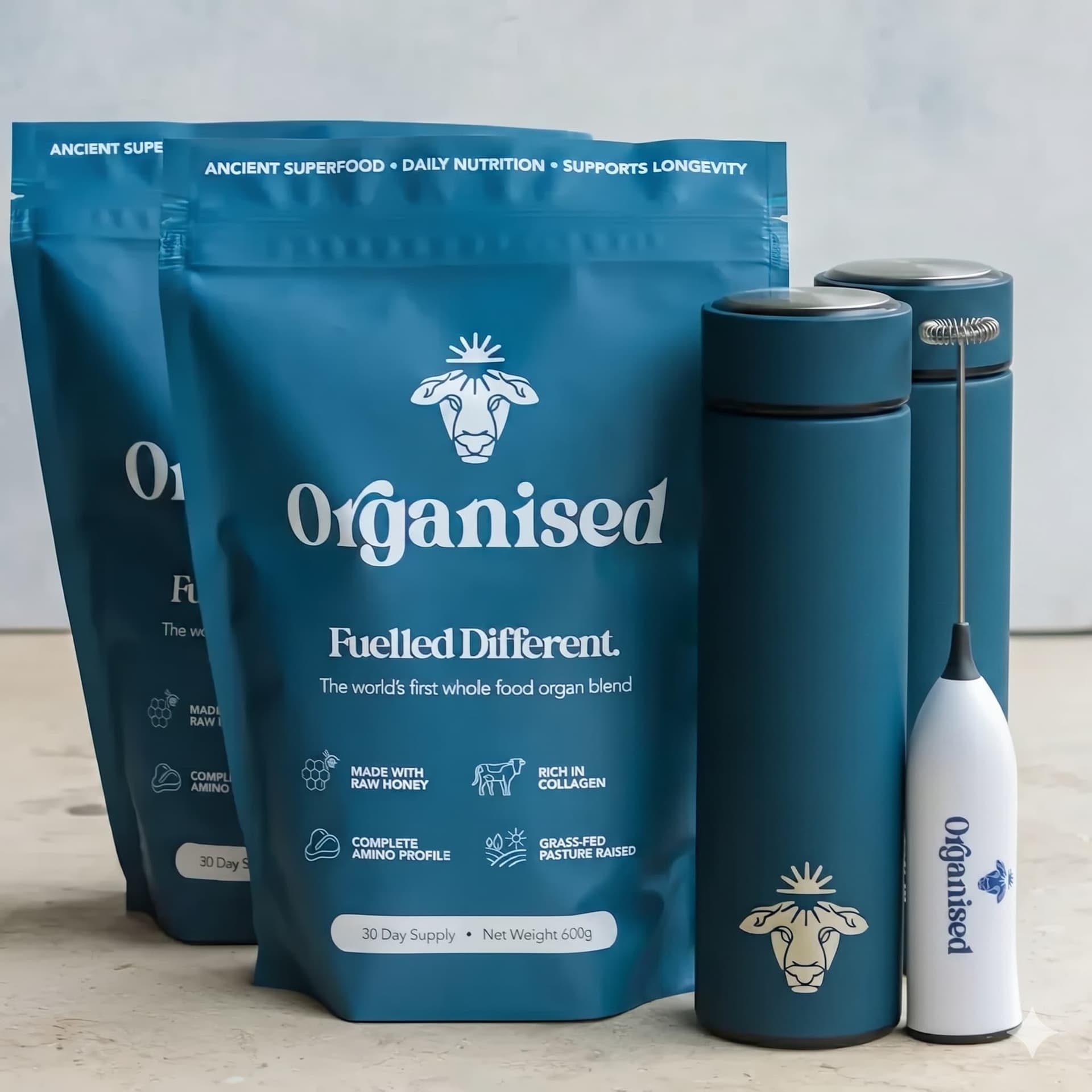 Organised family subscription - 2 pouches, 2 bottles and 1 whisk